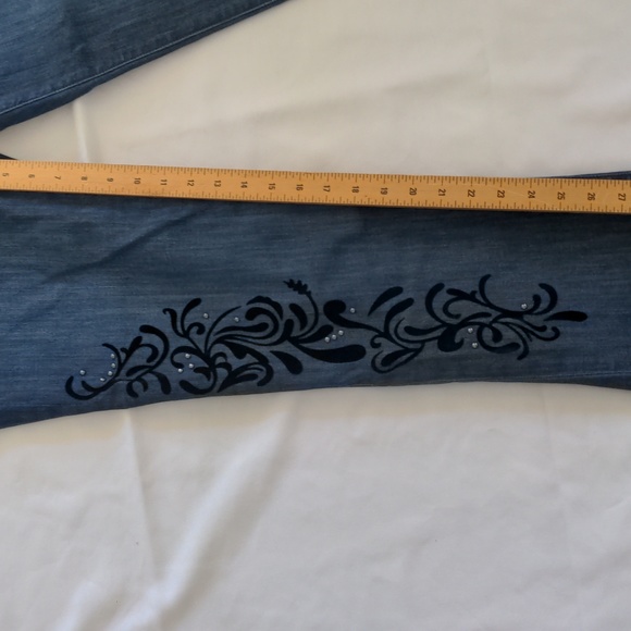 DC Jeans dark blue bootcut with velvet decals size 18 - Picture 3 of 10